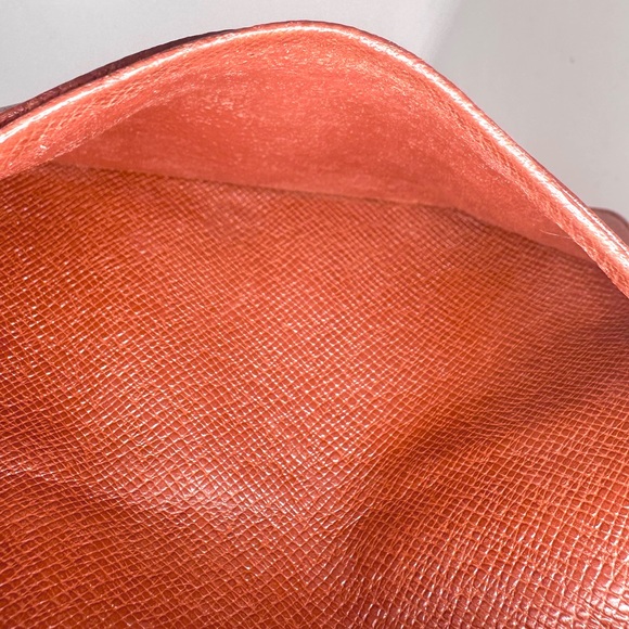 Good condition authentic Louis Vuitton Monogram zip around Tresor Wallet MI0924 - Picture 14 of 16